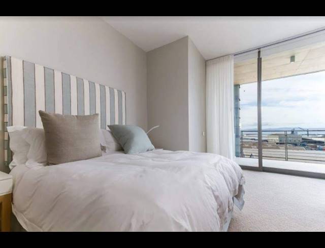 2 BEDROOM APARTMENT TO LET IN WATERFRONT